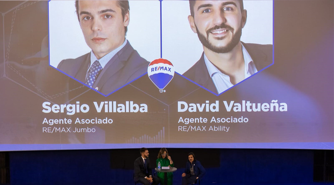 Agentes inmobiliarios en entrega de premios remax. Coloquio con David Valtueña