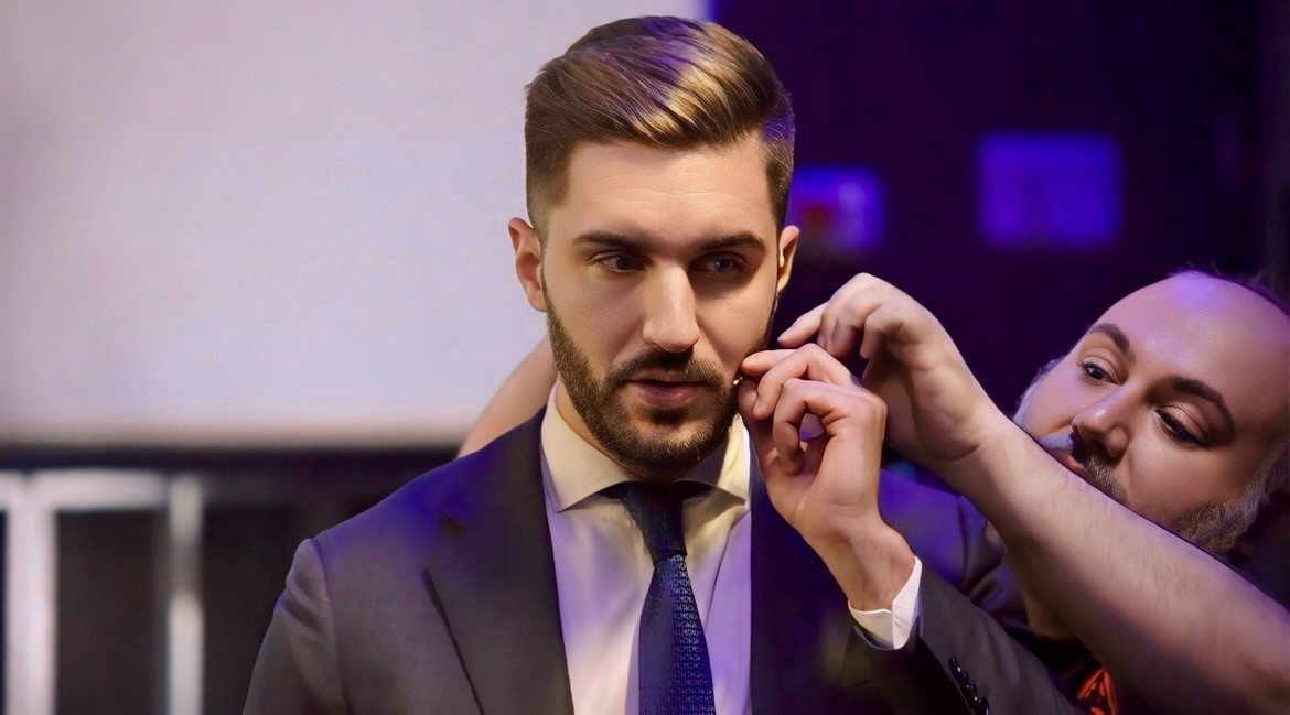 Agentes inmobiliarios en entrega de premios remax. Coloquio con David Valtueña